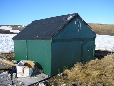 Flakkerhuk Hut